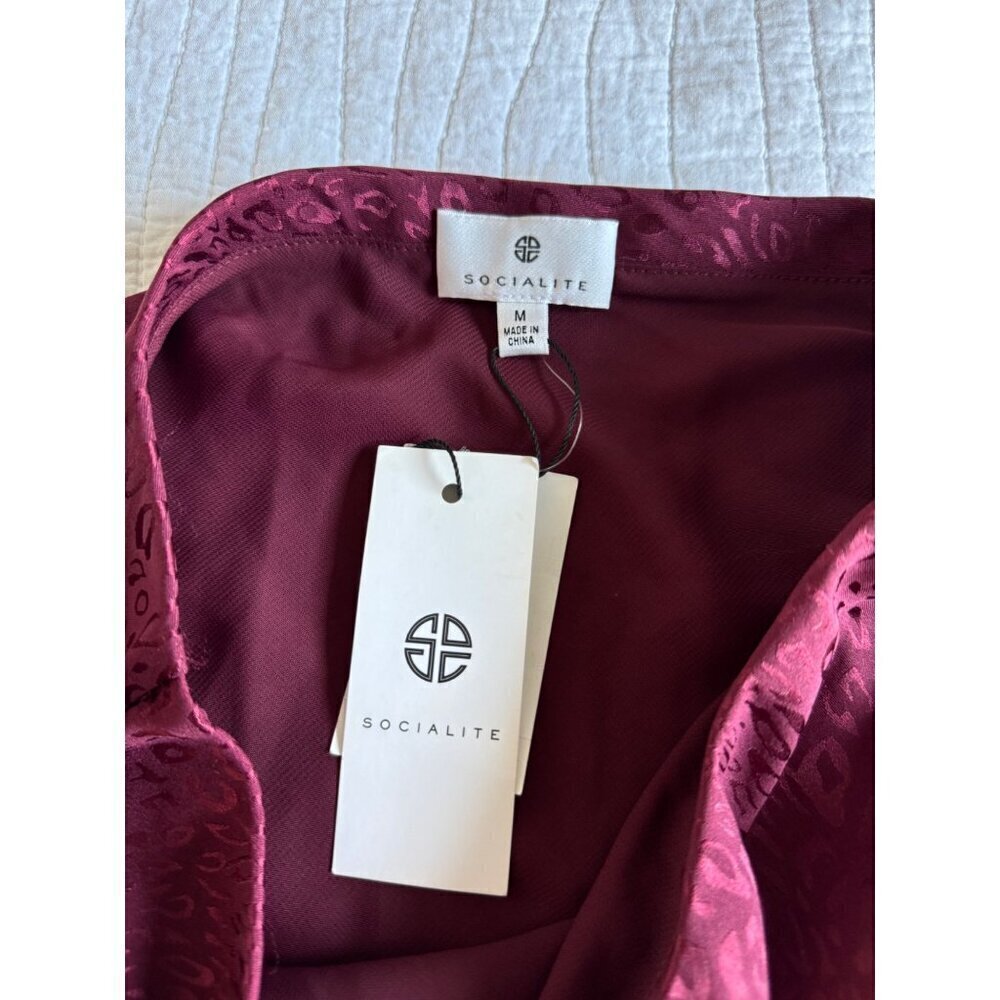 Socialite Burgundy Shiny Animal Print MIDI Lined Skirt Size M Side Slit NEW - Picture 7 of 8